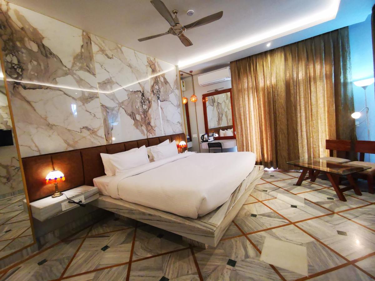 Hotel Rio Benaras Waranasi Zewnętrze zdjęcie